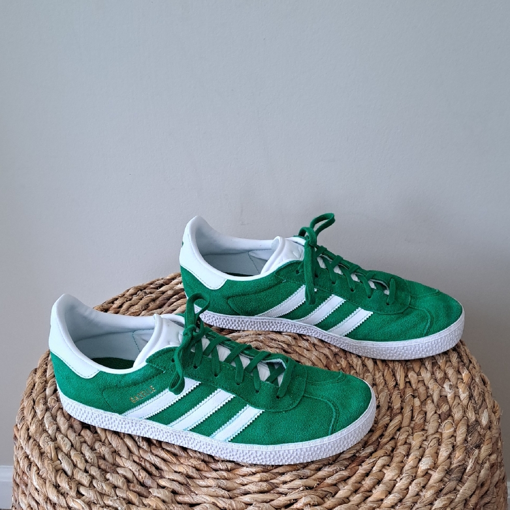 Adidas Unisex Gazelle Green Suede Athleisure/Fashion Low Sneakers M6/W7